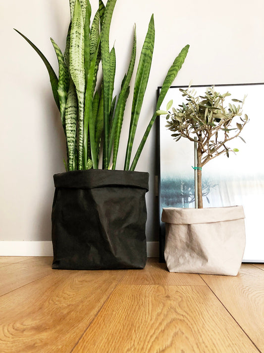 Large Washable Paper Bag / Black Storage Basket / Paper Bag Planter / Paper Bag Bin / Paper Bag Storage / Sustainable Storage / Gift for Her